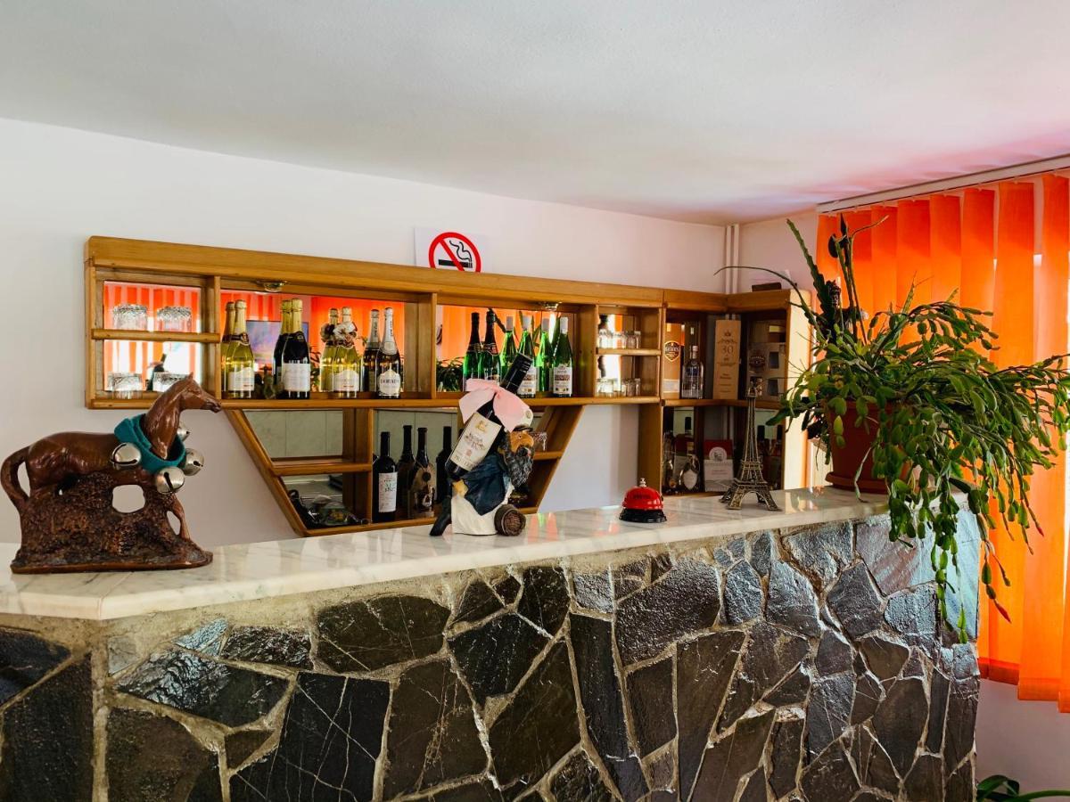 Hotel Casa Andu Dîmbovicioara Esterno foto